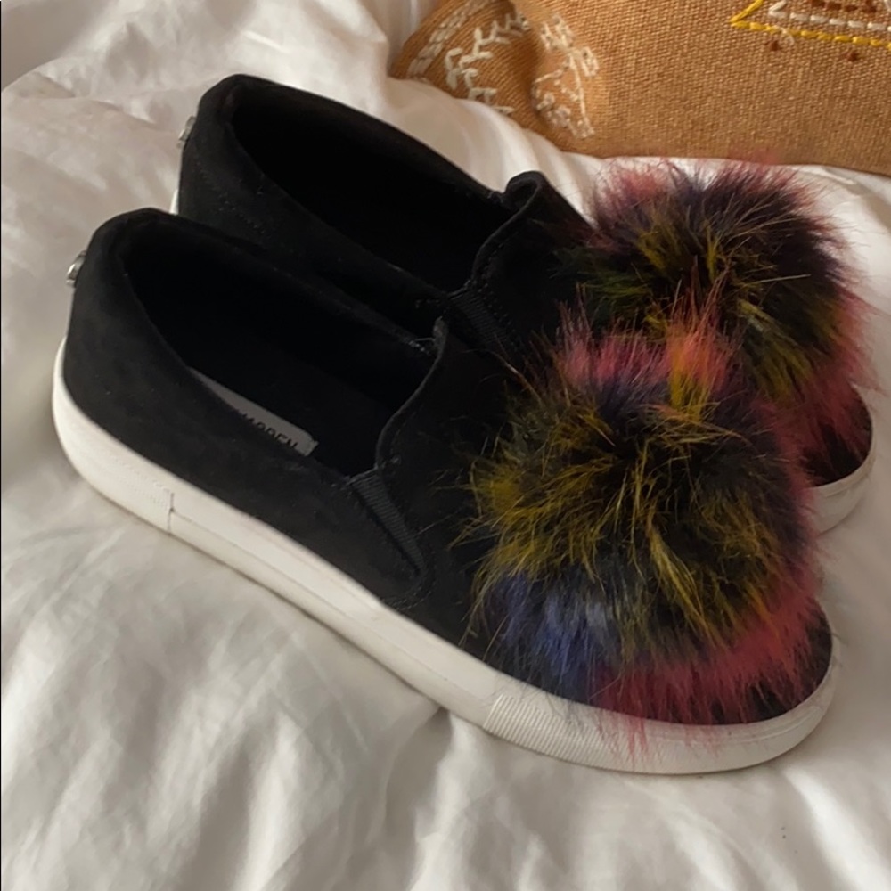 Steve Madden slides